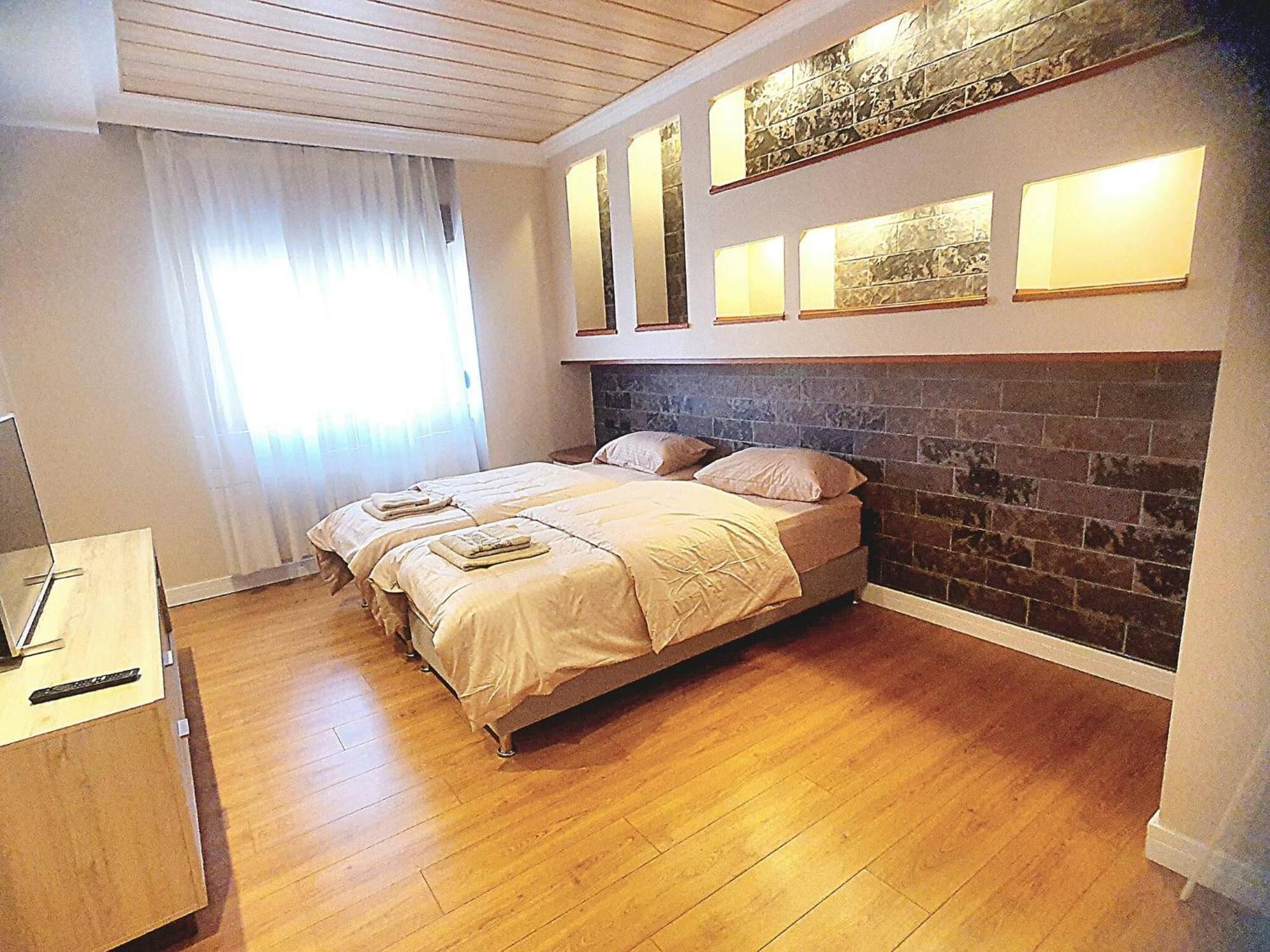 Centerscape - By Dion Apartment *